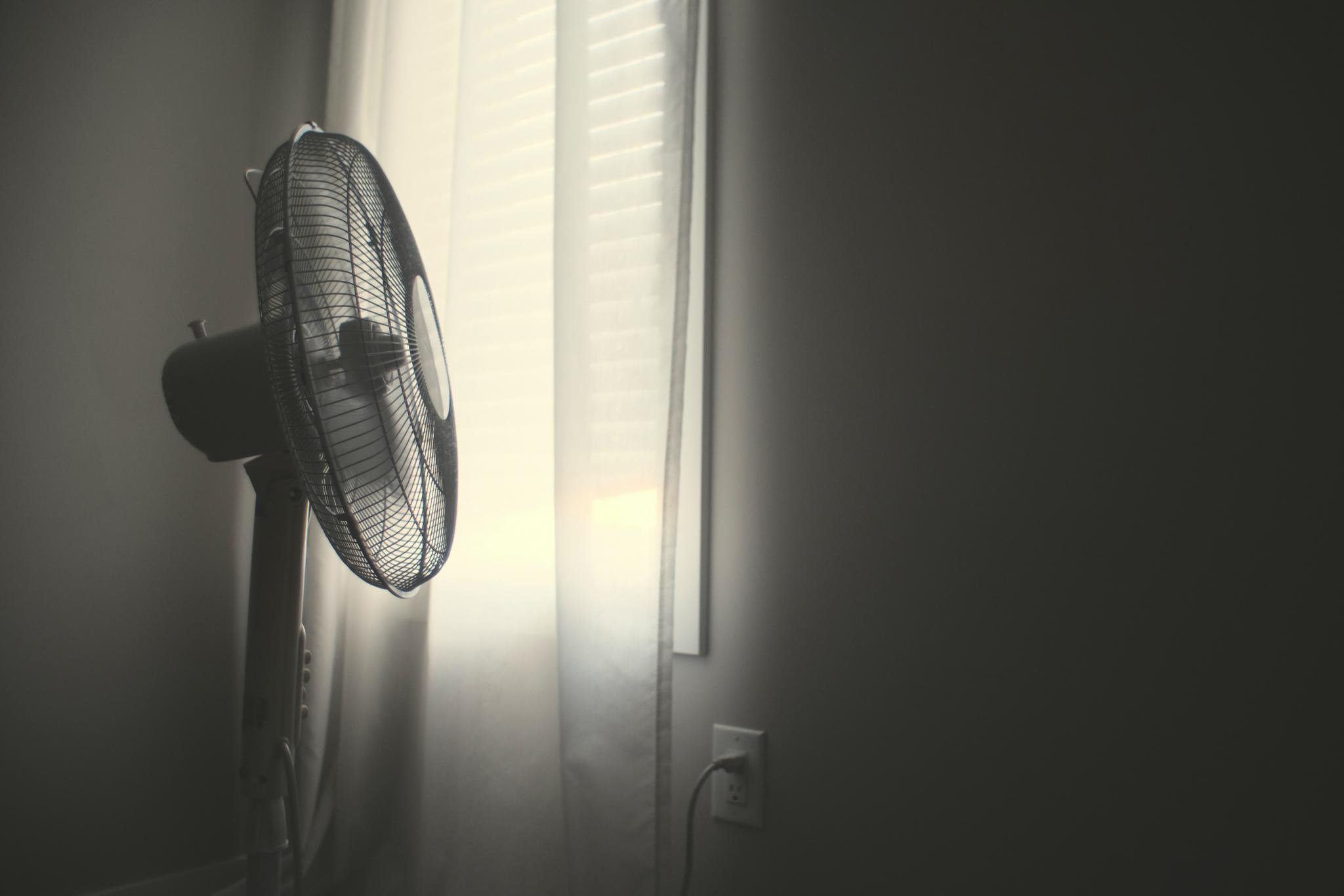 Voici comment orienter votre ventilateur pour vous rafraichîr rapidement