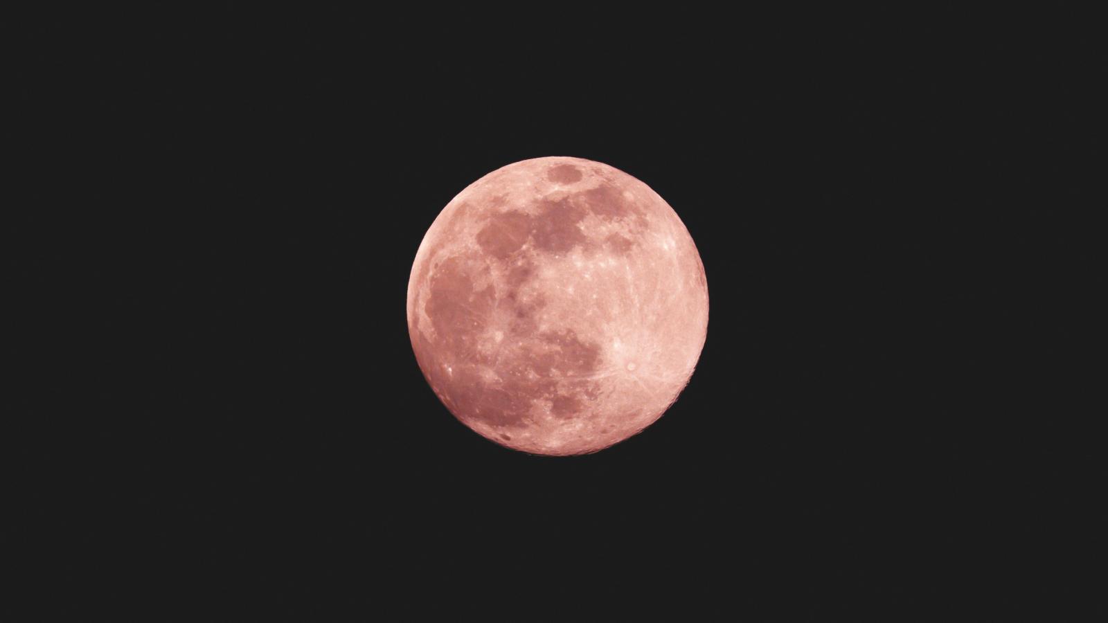 Tout ce que vous devez savoir sur la Pleine Lune rose de ce 23 avril