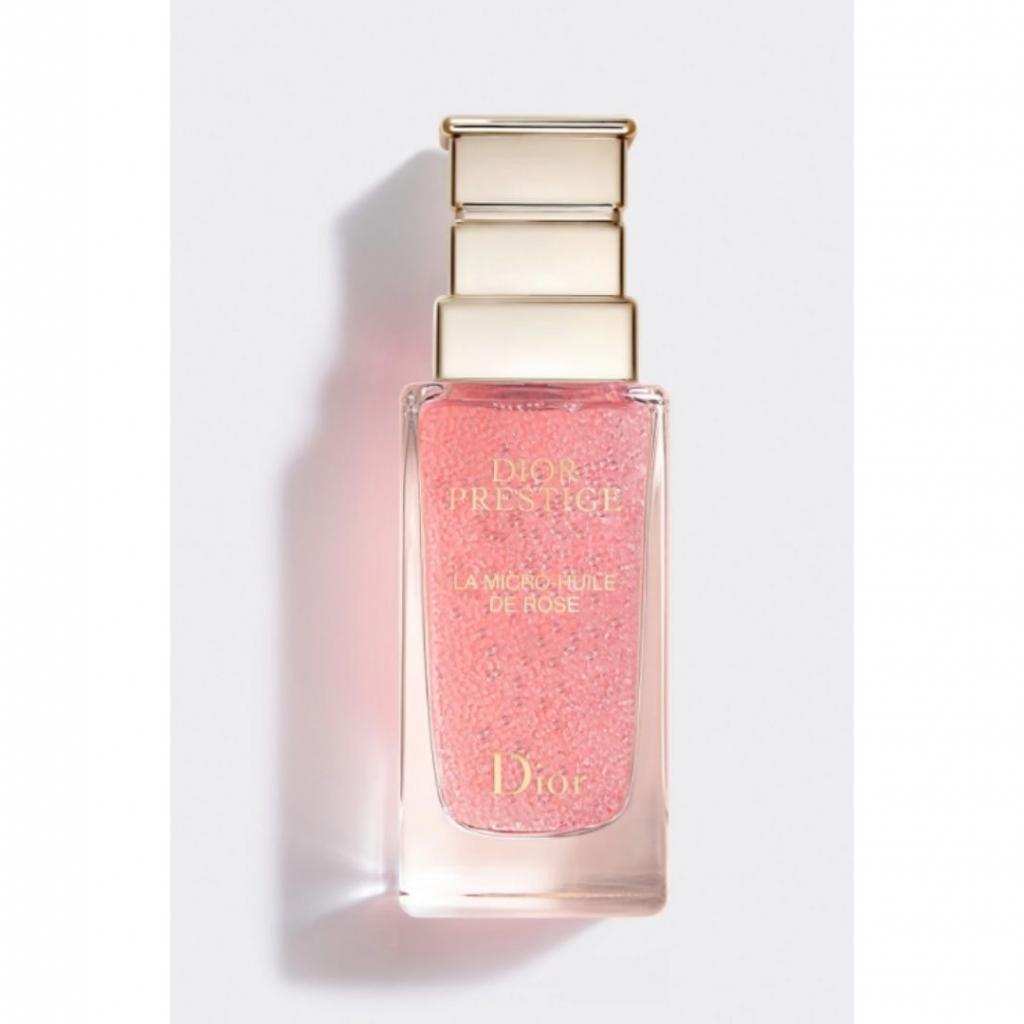 La micro-huile de rose, Dior Prestige, 224 €. 