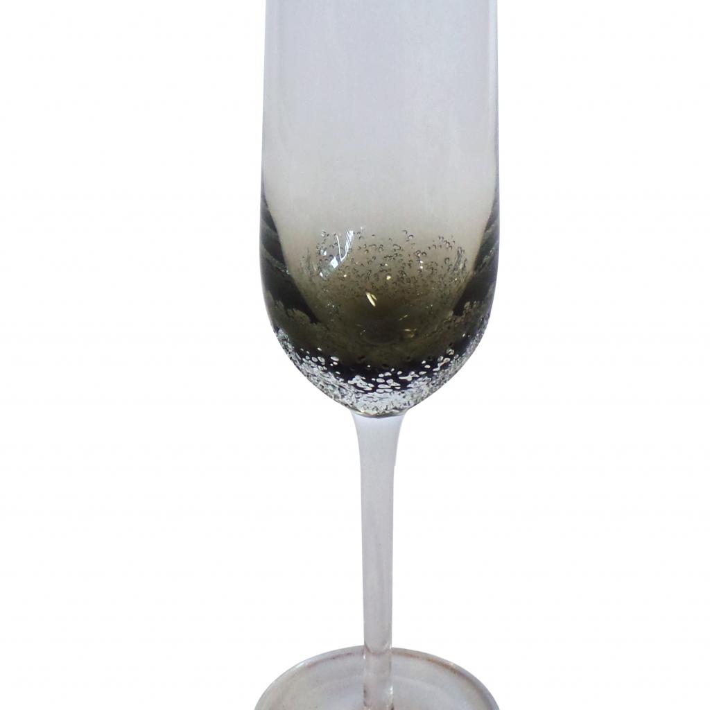 Flute à champagne en verre bullé, KSL Living, 78€ pour 6 flutes