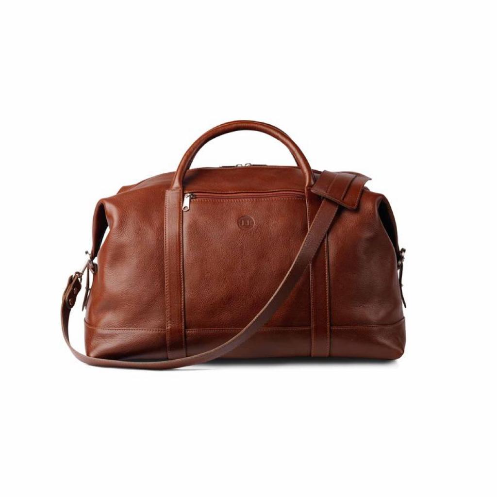 Portefeuilles, ceintures, sacs… le cuir est au coeur du travail de Conor Holden depuis bientôt 30 ans. Des objets luxueux que l’on a envie de toucher, sentir… acquérir au premier coup d’œil.