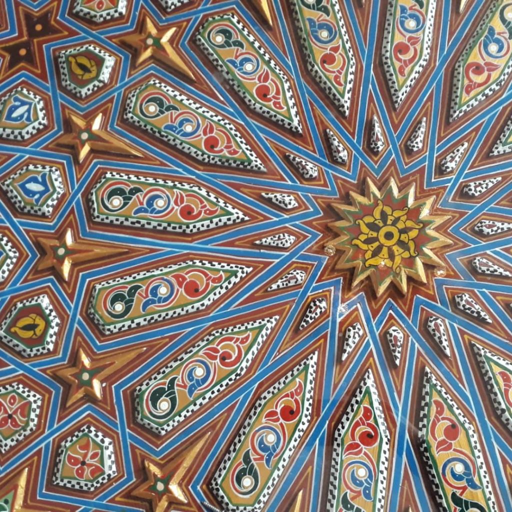 Un bas relief typique de l'art marocain