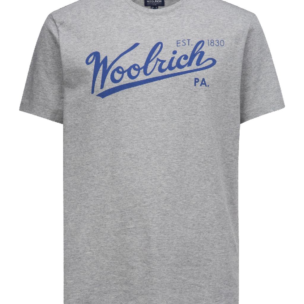 T-shirt à logo, Woolrich, 50 €.